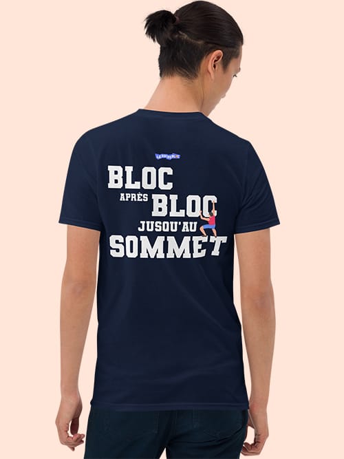 T-shirt Bloc après Bloc, jusqu'au sommet vue de dos homme sur fond orange