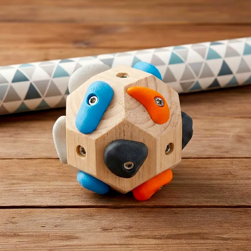 Mini agrès préhension bois pour grimpeur