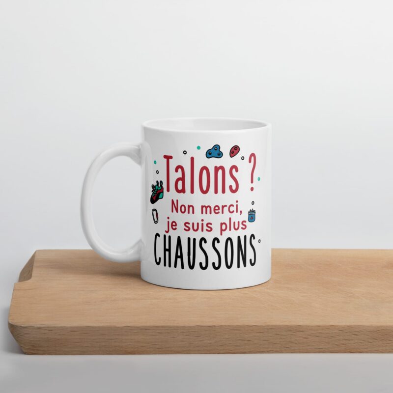 Tasse grimpeuse Talons vs chaussons, sur planche en bois