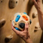 Bloc de préhension en bois pour entrainement grimpeur